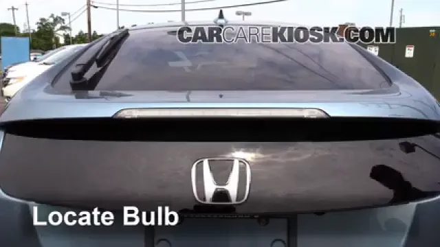 2013 Honda Crosstour EX-L 2.4L 4 Cyl. Éclairage Feu de freinage central (remplacer l'ampoule)